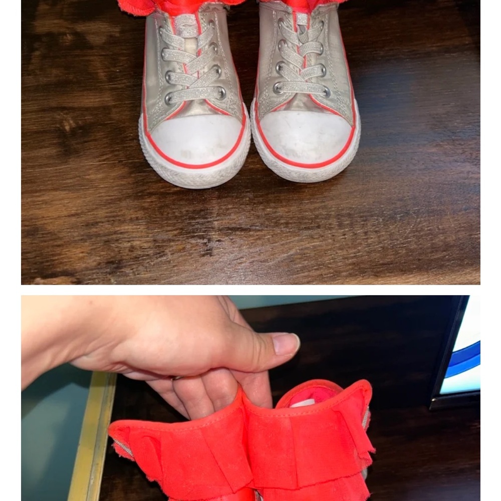 Girls converse
